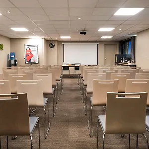 Отель Ibis Alesia Montparnasse, Париж