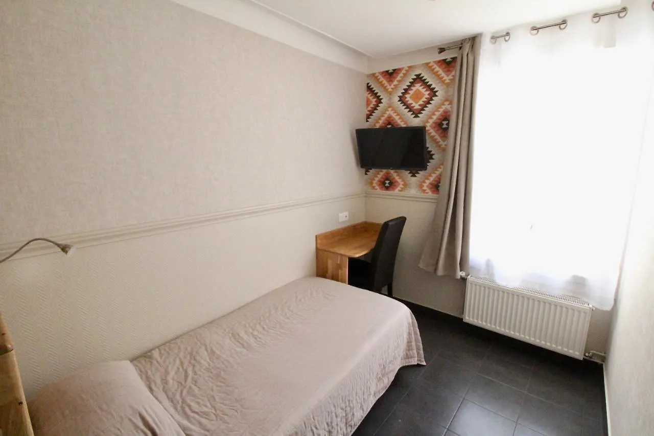 Hotel Des Pyrenees Paris
